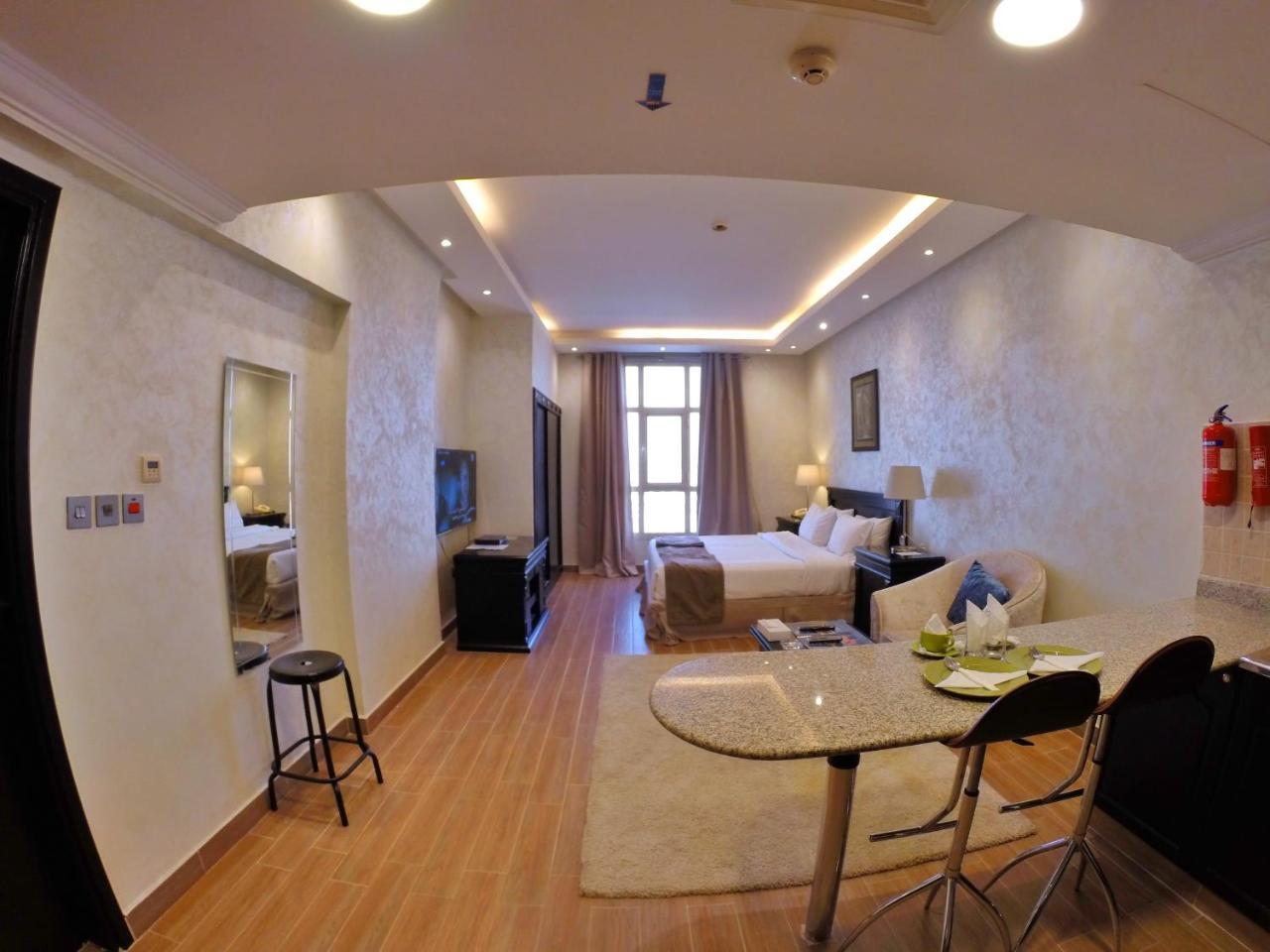 Le Park Hotel Doha Exterior photo